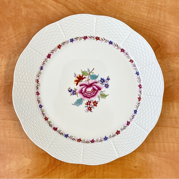 Vintage Herend Dinner Plate, 10 Inches $80 - Picture 1 of 2